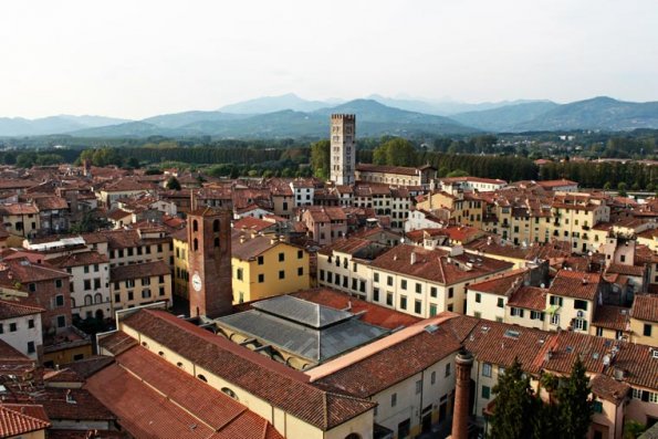 view-over-lucca